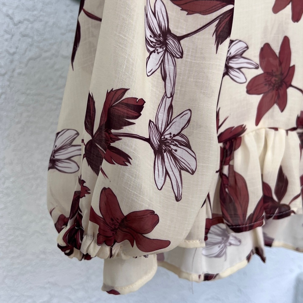 Review Moda Creme Floral Print Blouse by Review (Size M) - Picture 3 of 14